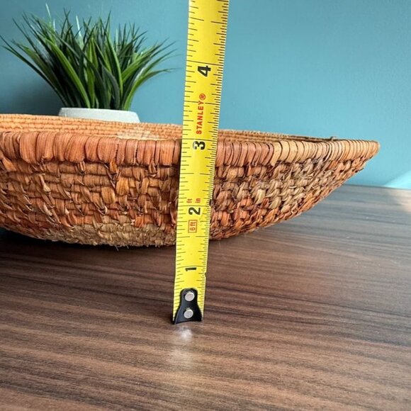 Vintage Woven Reed Basket South Western Straw 14" Diam. Brown Tan - Picture 10 of 10